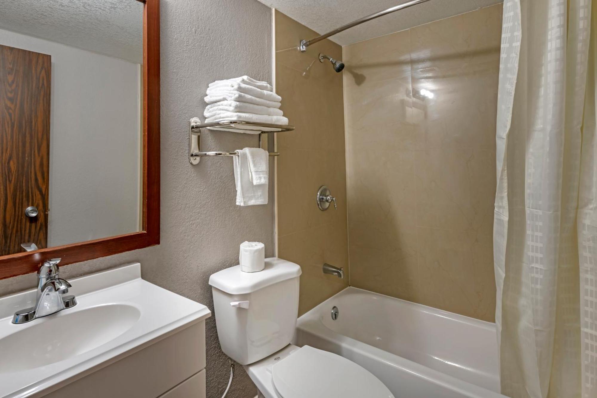 Rodeway Inn Clermont Extérieur photo