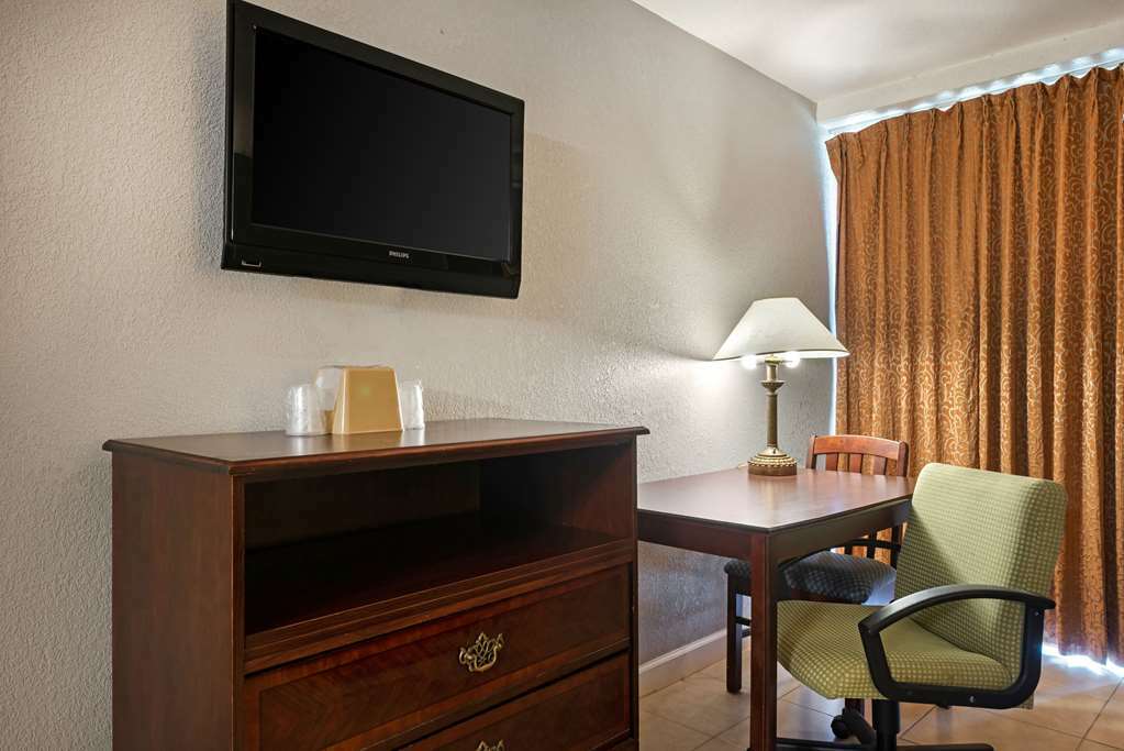 Rodeway Inn Clermont Chambre photo